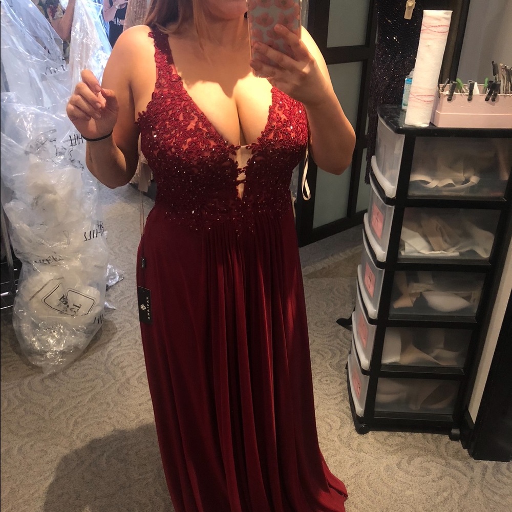 Faviana 8000 Formal Dress Gown | Military Ball, Prom, Gala